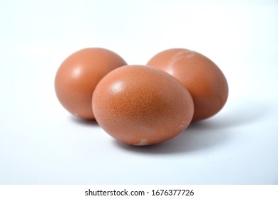 Eggs On The Egg Tray To Put In The Refrigerator On White Background