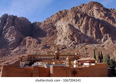 Egypt Mount Moses Monastery Catherine Stock Photo 1067204141 | Shutterstock