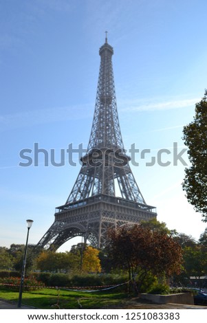 Eiffel tower bottomview