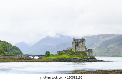 1,911 Loch duich Images, Stock Photos & Vectors | Shutterstock