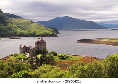 Eilean Donan Castle Scotland 