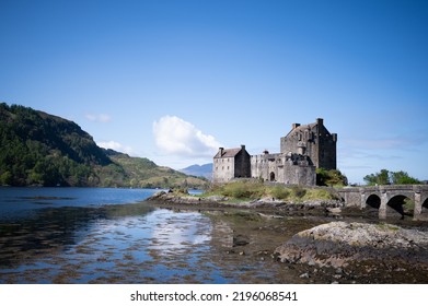 121 Eileen donan castle Images, Stock Photos & Vectors | Shutterstock