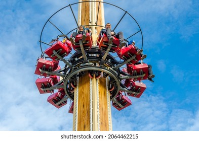 Ekaterinburg.Russia.August 20, 2021.The Free Fall Tower Attraction In The Recreation Park.