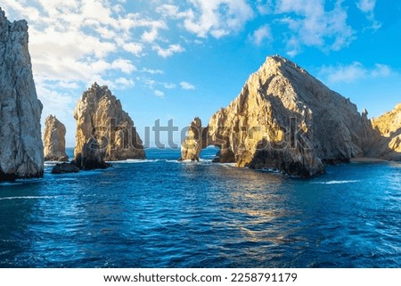 The El Arco Arch at the Land's End rock formations on the Baja Peninsula, at Cabo San Lucas, Mexico.