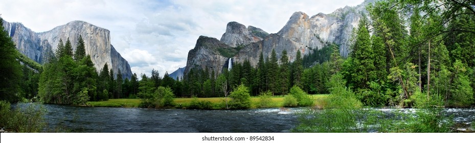 El Capitan View in Yosemite Nation Park with river in foreground