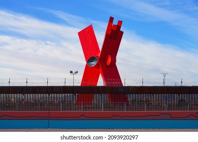 EL PASO, TX -15 DEC 2021- View Of The Wall At The Southern Border Between The United States And Mexico In El Paso, Texas With Ciudad Juarez, Mexico.