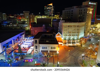 EL PASO, TX –15 DEC 2021- View Of The Landmark Plaza Theatre, A National Historic Building Of Significance Built In 1930 On Pioneer Plaza In Downtown El Paso, Texas, United States.