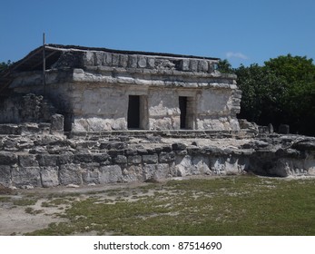 El Rey Mayan Ruins In Cancun, Mexico