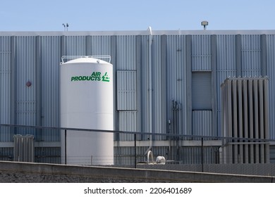 El Segundo, CA, USA - May 10, 2022: Air Products' Advanced Nitrogen Supply System Is Seen At The Boeing Company's Corporate Campus In El Segundo, California.