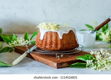 Elderflower Glaze Cake