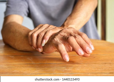 Was ist ein Tremor in der Hand? Was ist ein Tremor in der Hand?