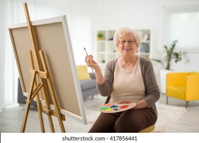 12,320 Seniors painting Images, Stock Photos & Vectors | Shutterstock