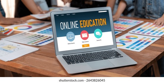E-learning website with brisk sofware for student to study online on the internet network