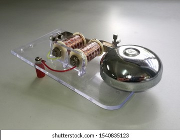 Electric Bell Kit Used In Labratory