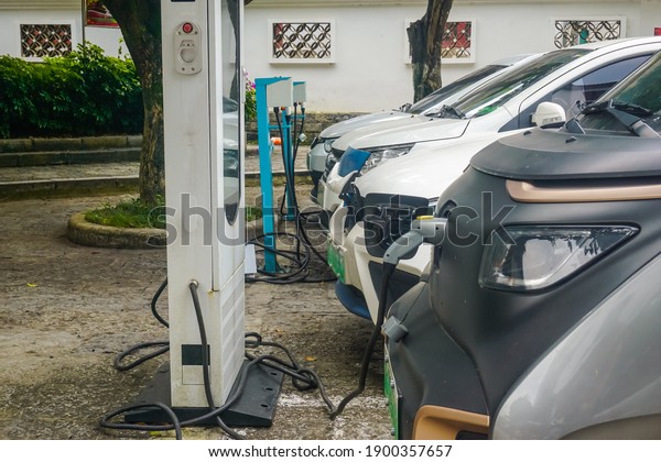 Electric cars\
are charging at an electric\
station