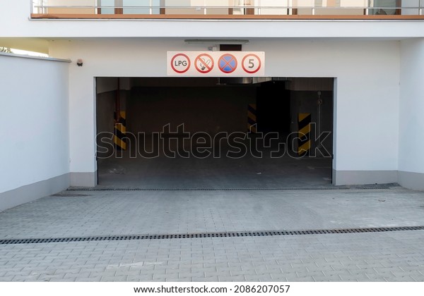 Electric
garage gate in the modern residential
building