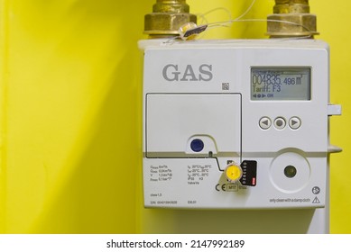 Electric gas meter display panel. Domestic smart meter installed. Concept for energy supplier and price rise. - Shutterstock ID 2147992189