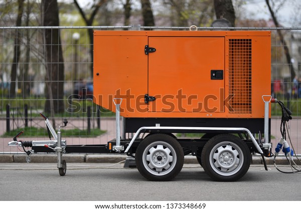 electric generator on trailer\
car