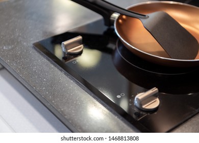 Imagenes Fotos De Stock Y Vectores Sobre Induction Stove Top View