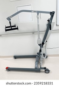 Electric Hoist used in hospitals, health care and care homes for transferring and moving bedridden patients.