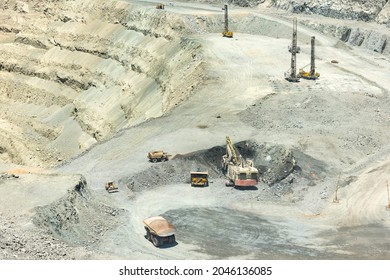 Electric Rope Shovel Blasthole Drills  At A Copper Mine In Chile