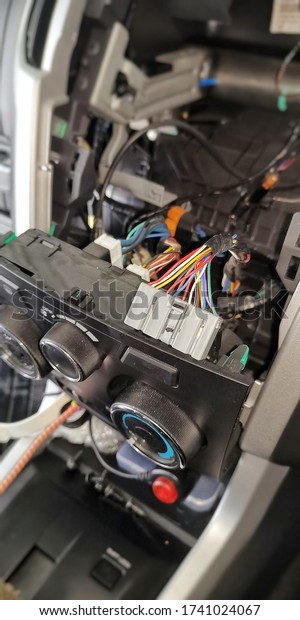 Electrical connectors and wires for car radios\
to install new 2 din radios in old\
cars.