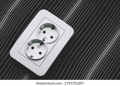 Electrical double plug socket for connecting devices on stripy