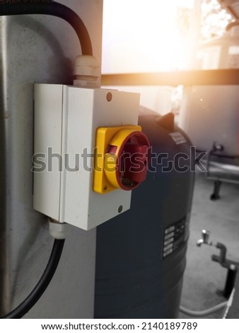 Electrical Selector swicth for machine cut off with shiny lghts.
