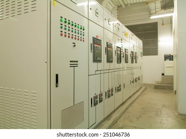 Electrical Switchgear -- Industrial Electrical Switch Panel 