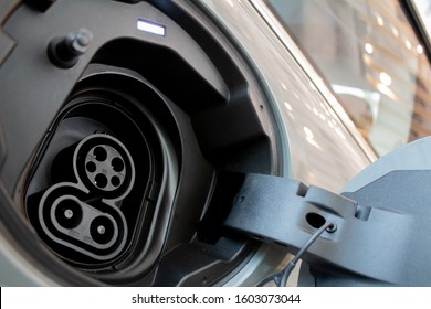 24 Level 3 ev charger Images, Stock Photos & Vectors | Shutterstock