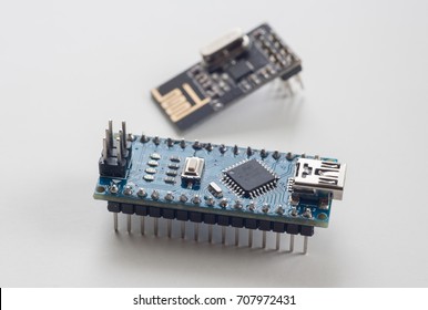 Electronic Component: Microcontroller And Radio Module