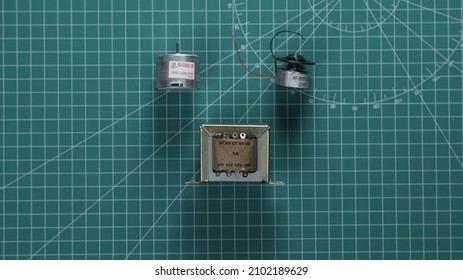 Electronic Components Classified As Active Components Are Diodes, Transistors And ICs (Intragrated Circuits) Which Are Made Of Semiconductor Materials Such As Silicon, Germanium, Selenium And Metal Ox