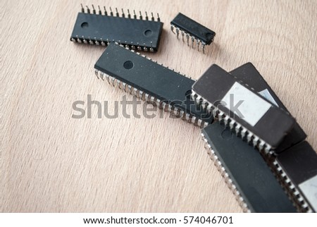 Electronic mikrochip 