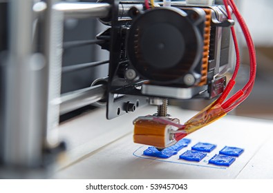 Electronic three dimensional plastic printer during work , 3D printer, 3D printing