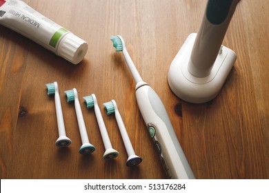 Electronic Toothbrush