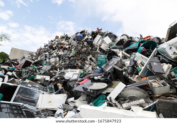 Electronic waste and\
garbage for\
recycling