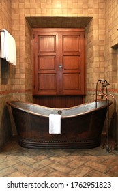 Elegant Bathroom With Metal Tub
