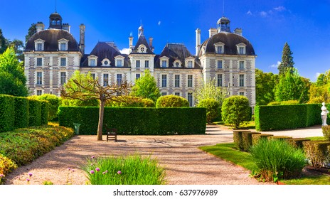 Elegant Cheverny castle, with beautiful gardens . Loire valley. 