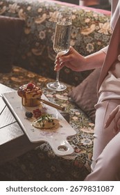 An Elegant Dining Experience Featuring Exquisite Champagne and Delectable Desserts