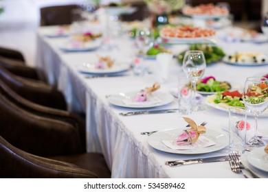 313,029 Elegant dinner table Images, Stock Photos & Vectors | Shutterstock