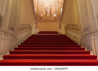 Elegant entrance in an old Italian palace.