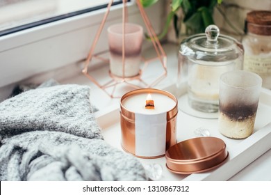 Elegant Home Decoration With Wooden Wick Burning Candle