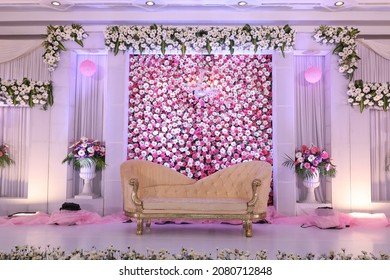 Elegant Indian Wedding Stage Decorations With Flowers