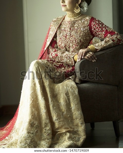 Elegant Pakistani Indian Bride Reception Lehenga Beauty Fashion