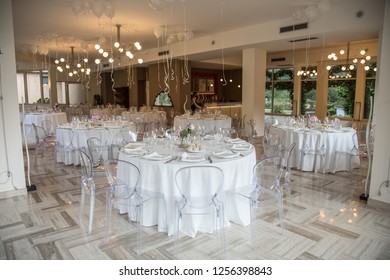 Elegant tent wedding table decoration