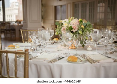 Elegant Wedding Table Setting