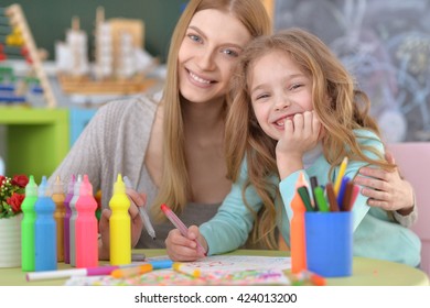 Elementary School Art Class