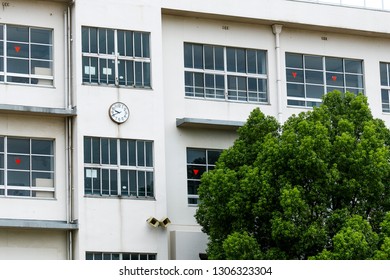 Elementary school clock