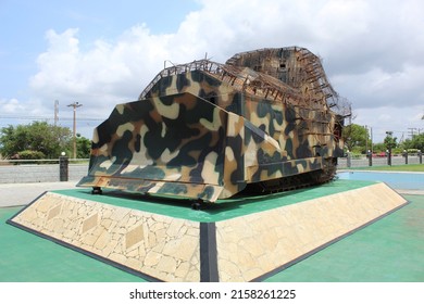 Elephant Pass, Jaffna, Sri Lanka – April 18, 2022: Armored Bulldozer In Hasalaka Gamini Memorial Used By Liberation Tigers Of Tamil Eelam LTTE Forces To Attack The Sri Lankan Army SLA Bunkers. 