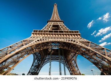 elevation angle of The eiffel , Paris